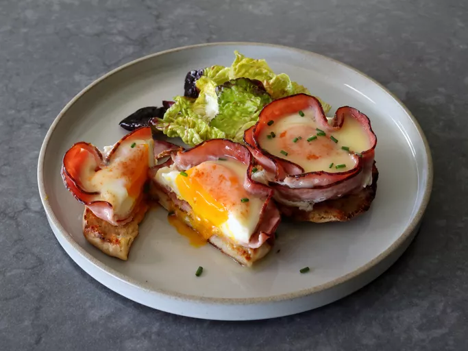 Naked Eggs Benedict