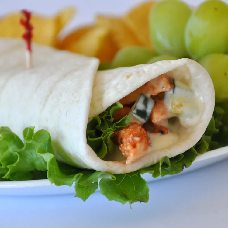 Simple Sweet and Spicy Chicken Wraps